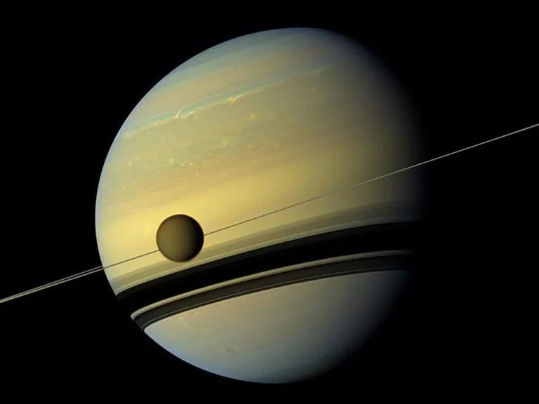 titan carousel2