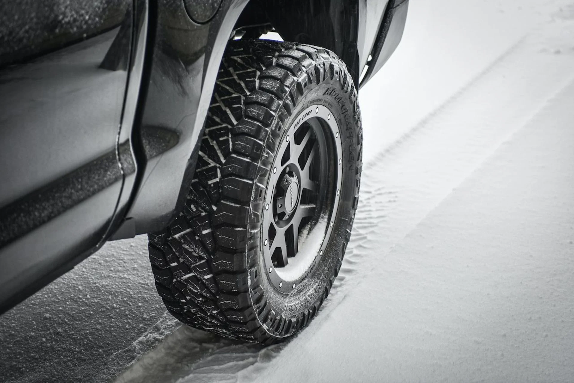 Winter tires/Unsplash/Photo: Daniel Foster