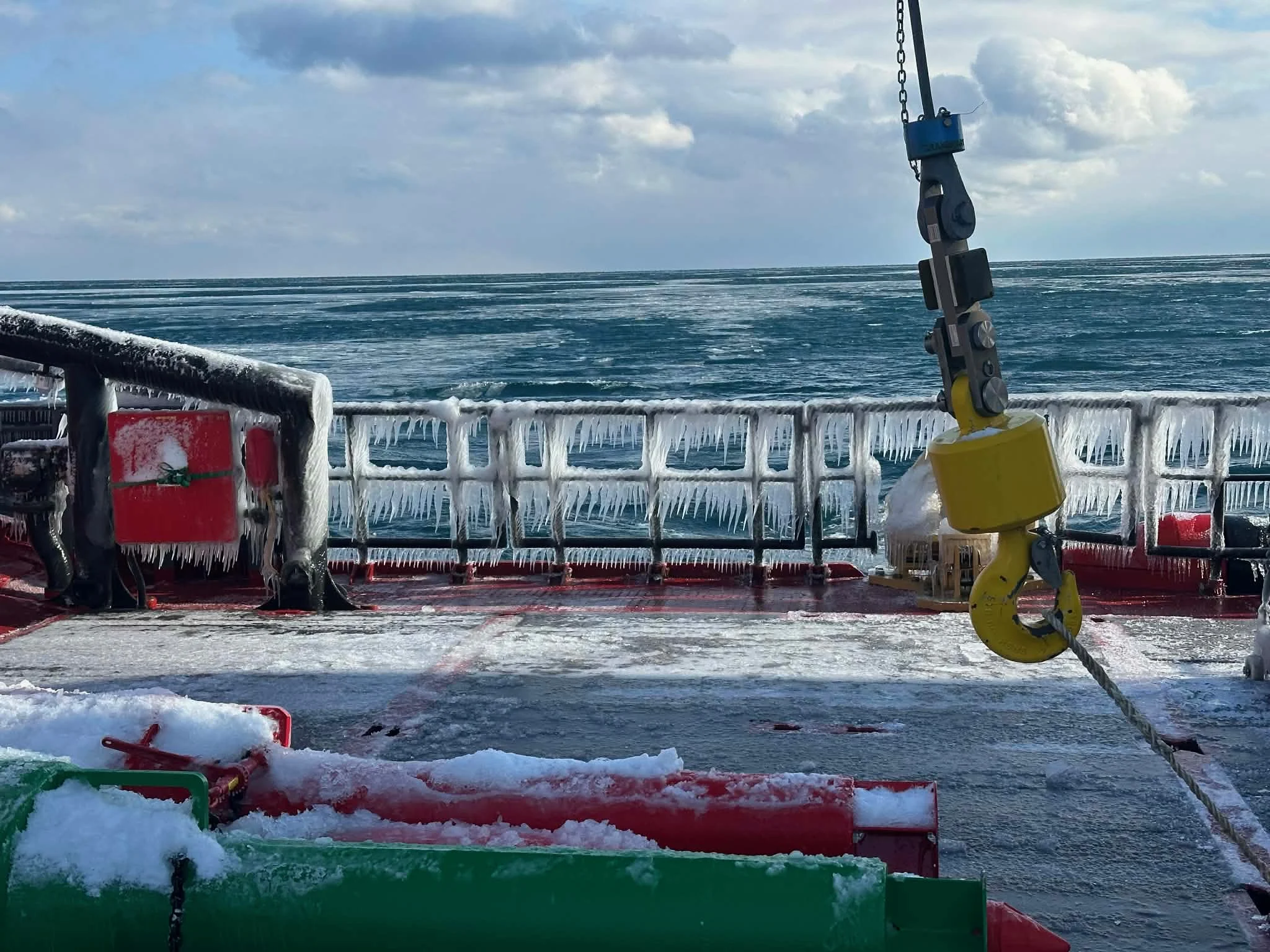 Twitter/Canada coast guard ice formations - 4