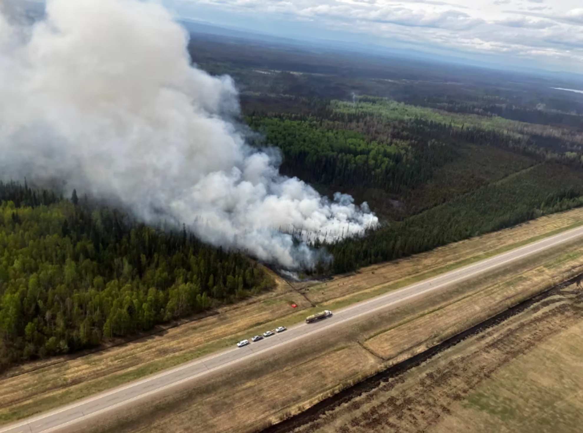Fort Nelson BC fire - BC Wildfire Service - May 20