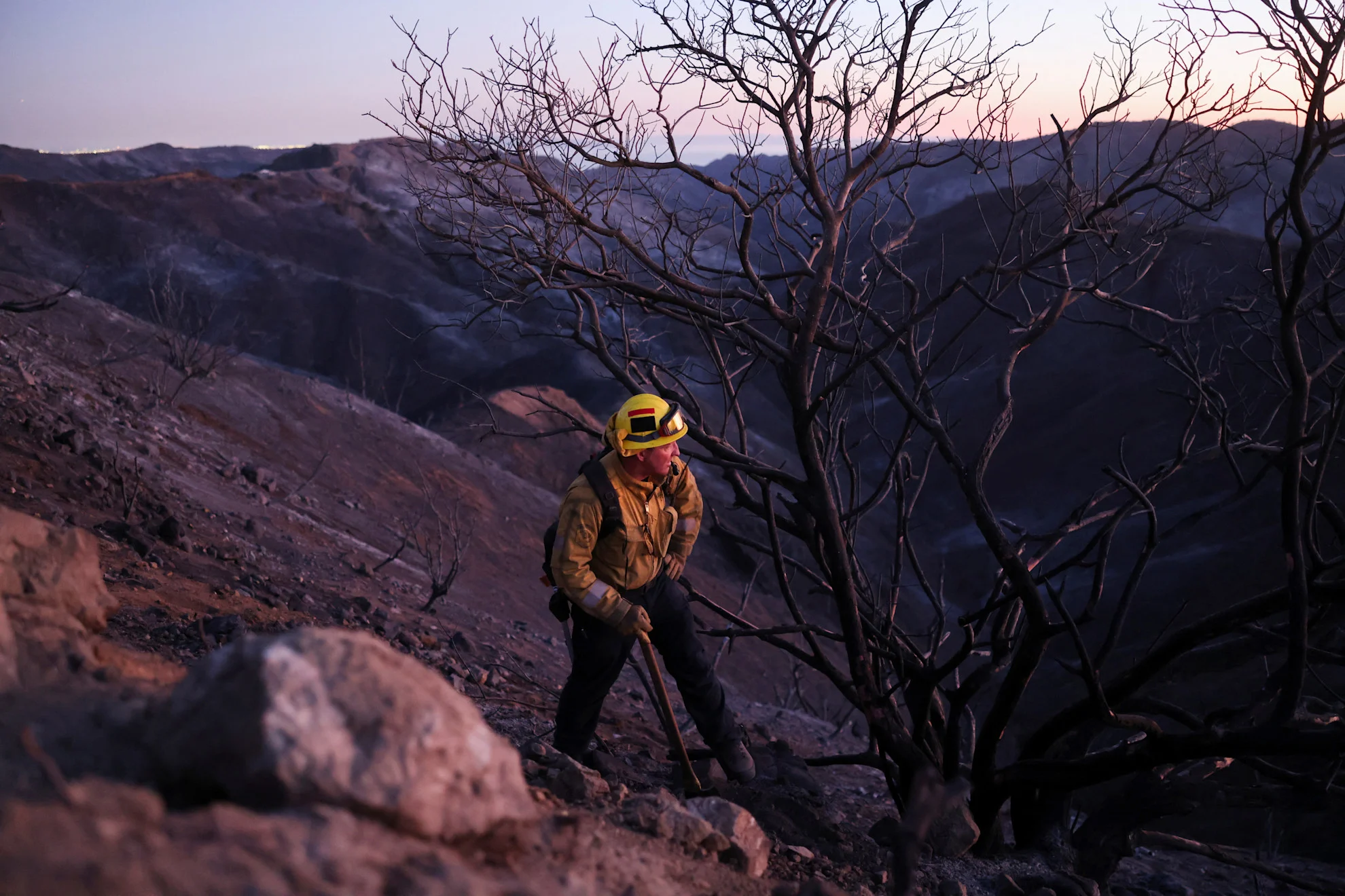 Weather conditions in Los Angeles improve, giving firefighters respite