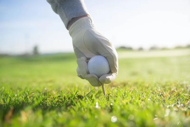 It’s almost time to tee off! Here’s what you’ll need in your golf bag.