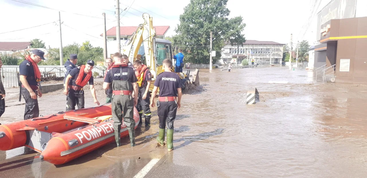 ROMANIA FLOODS/Galati Inspectorate for Emergency Situations/Handout via REUTERS