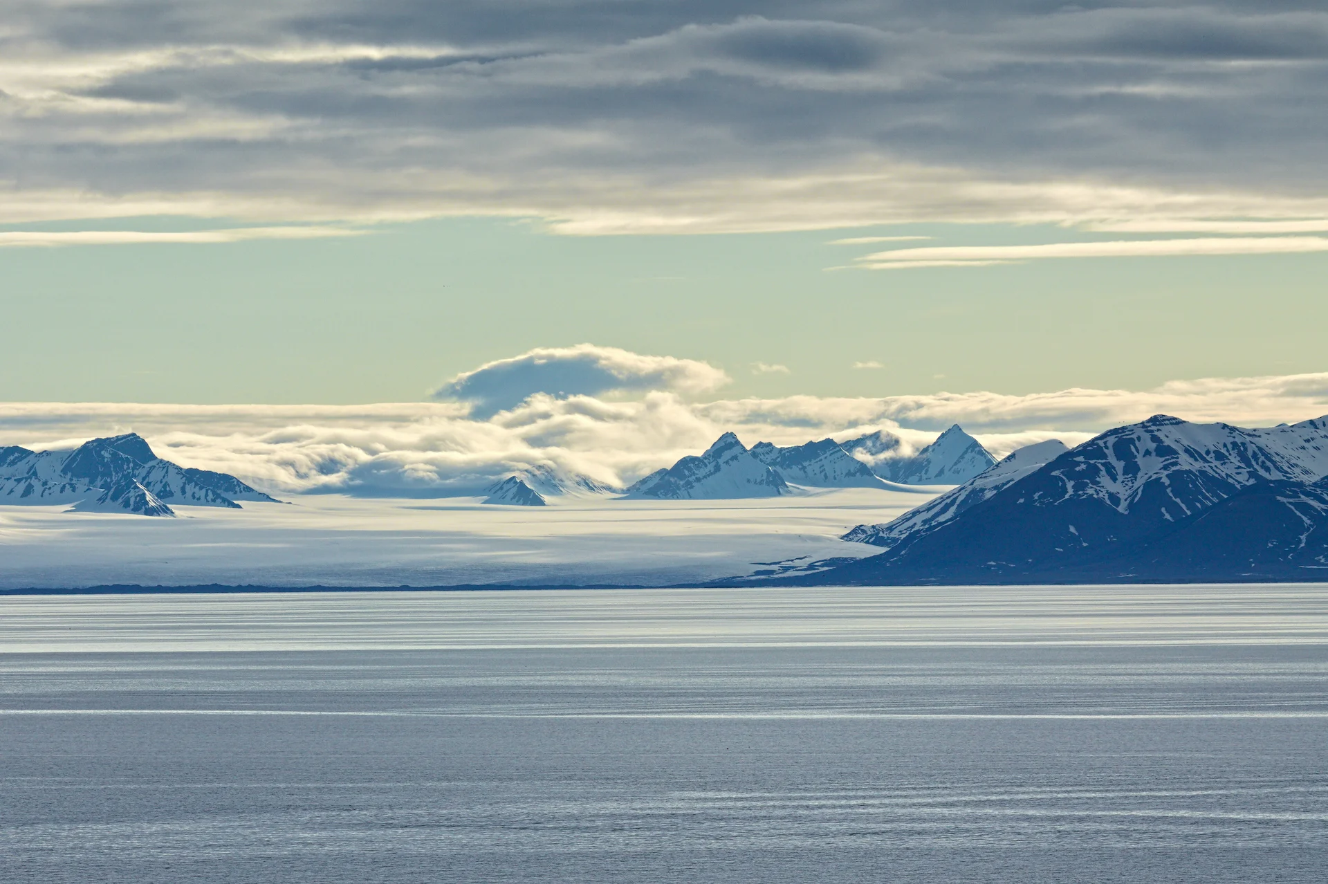 Norway glacier/Getty Images-1776622592/Krzysztof Flasza