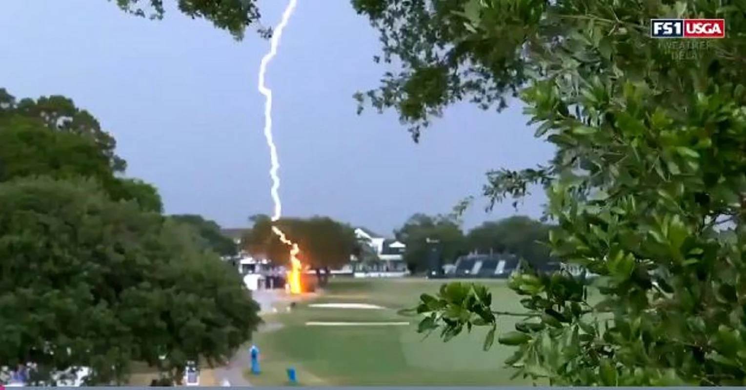 Close call as lightning hits tree at U.S. Women's Open