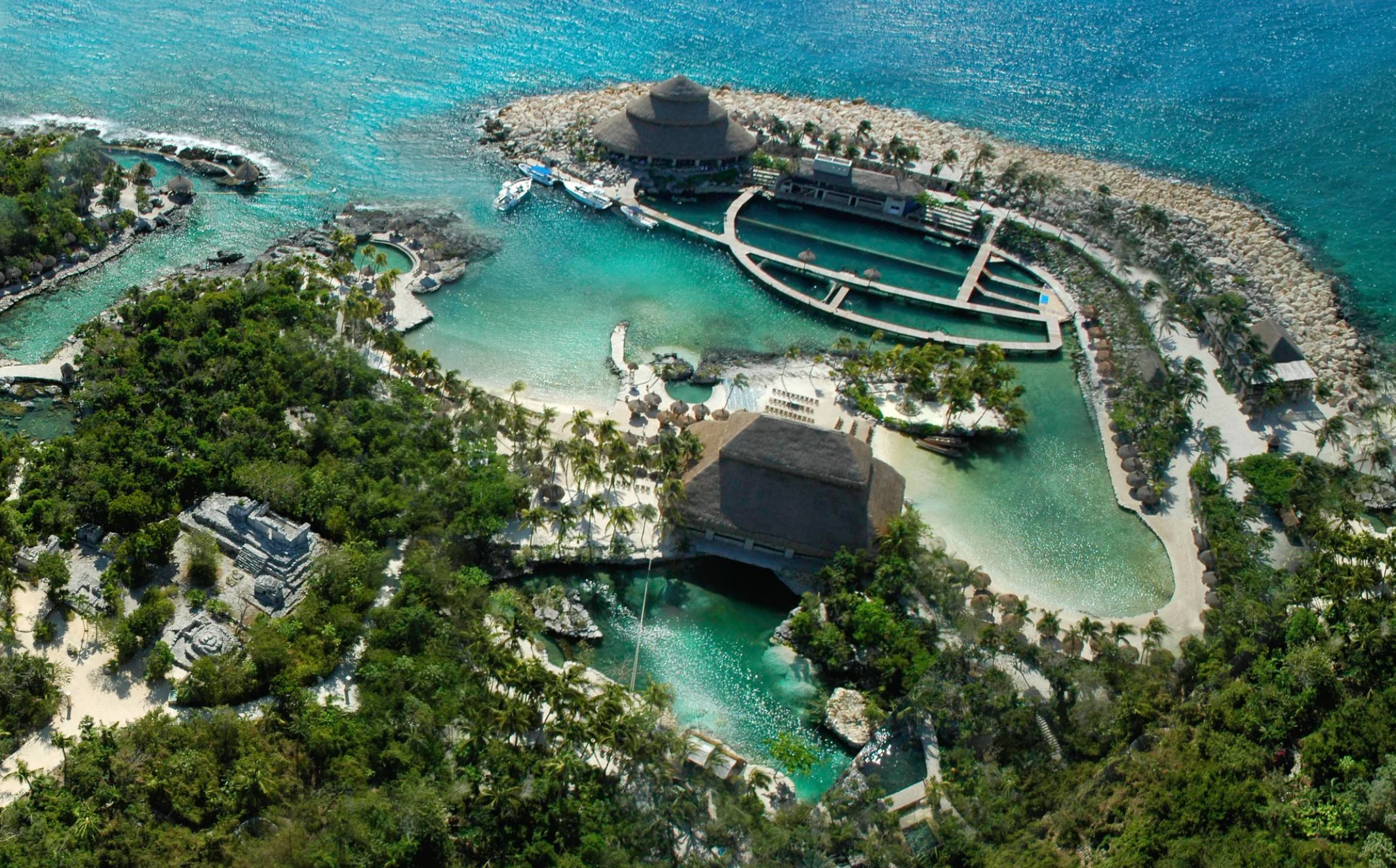 Credit: Dtraveller Cancun/Flickr (CC BY-NC-ND 2.0). Link: https://www.flickr.com/photos/dtravellercancun/4367667645/in/photolist-7DXrqz-7E26im-7DXqxF-8Qe83K-7E27aq-7E2cf9-7E2eJN-7DXiRi-7DXmpX-7DXqKk-7QmckJ-7DXpvv-8Qe7k6-8QebdV-7iwPZQ-7QhXZn-7QhXY8-7DXib2-7DXodH-7DXoNF-7E2e6b-7iwQz1-7Q622K-7iwPR3-7Q6bur-7Q5N3K-7Qmcjd-7iwQ5N-7iwQ1A-4UFgD6-7Q5VSB-7QhXWv-7E2axG-7iwQEy-7iwQBb-7isW2H-7isVKr-7isVYP-7isVFr-7isVLM-7Q5N7c-7QmcfY-5F3UtC-7Q6fA4-7Q5Rga-7iwQrj-7Q623x-7isWeF-7isVWp-7isWhr