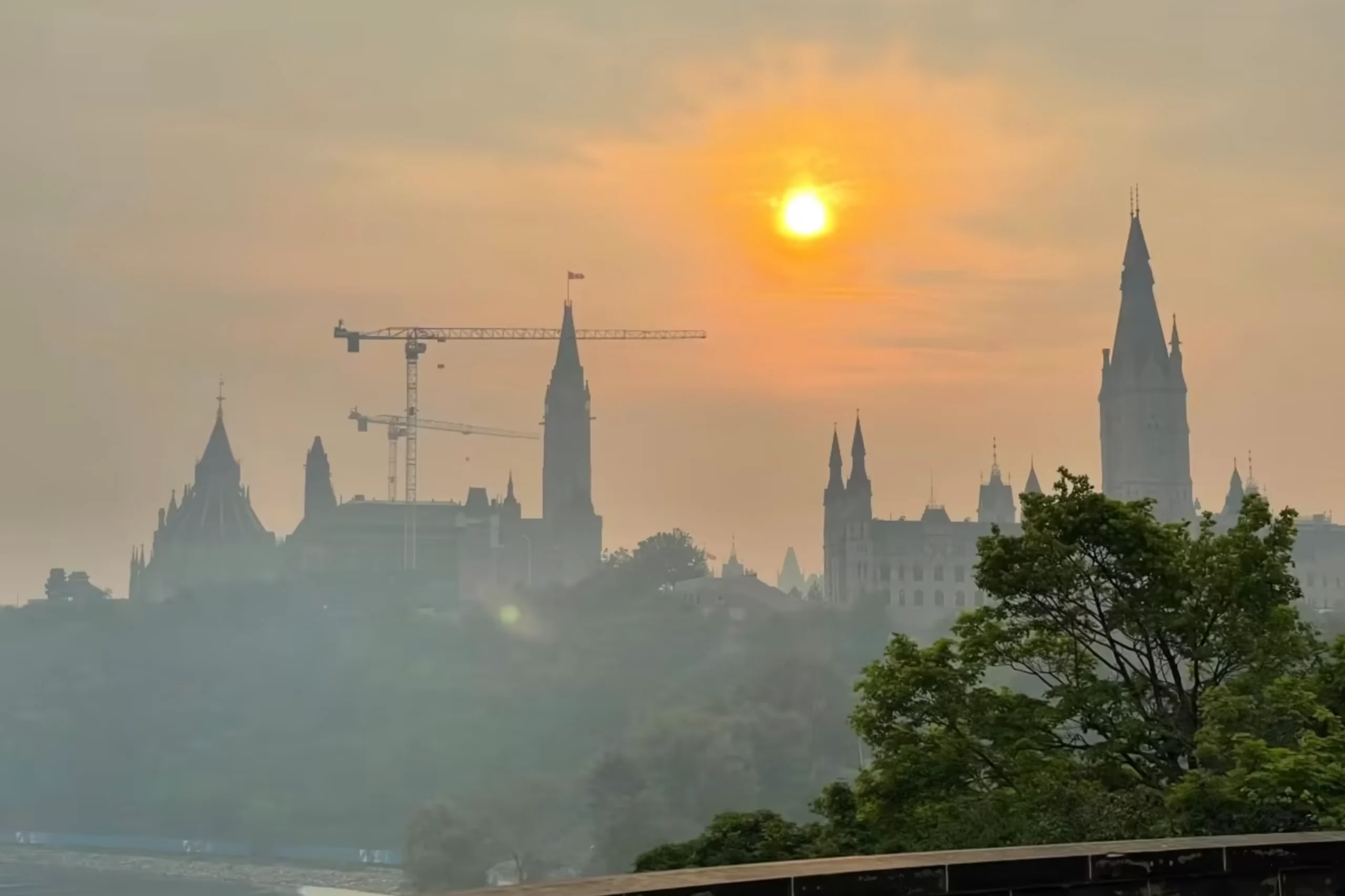 Ottawa sous le smog des feux de forêt