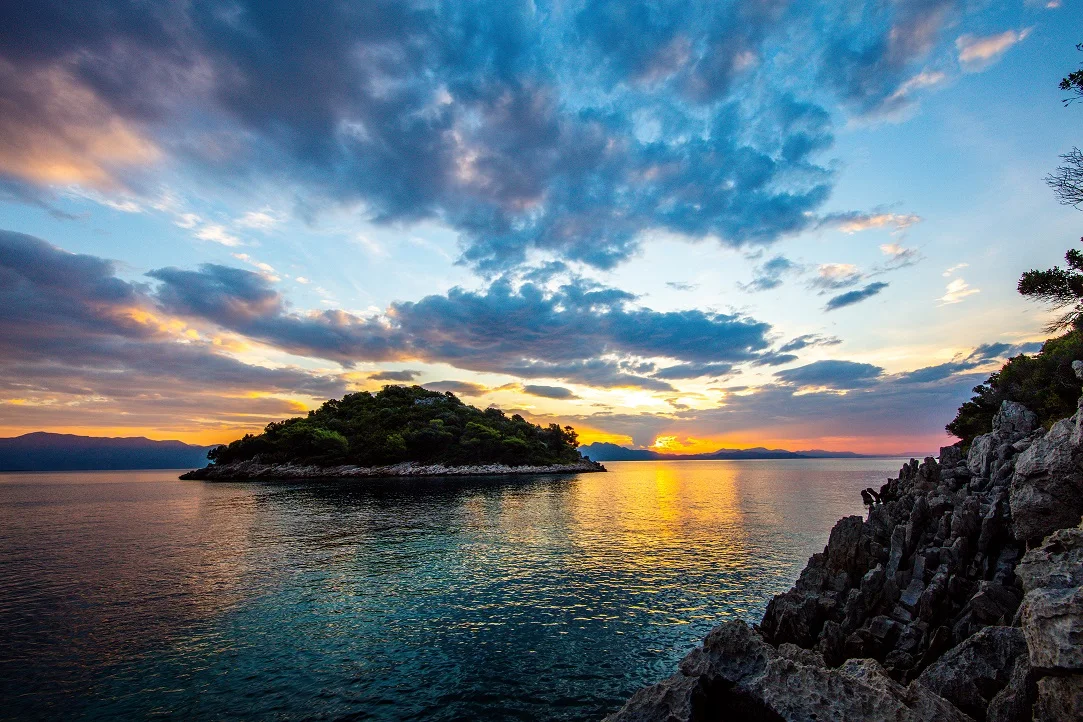getty images cloud okta example scattered