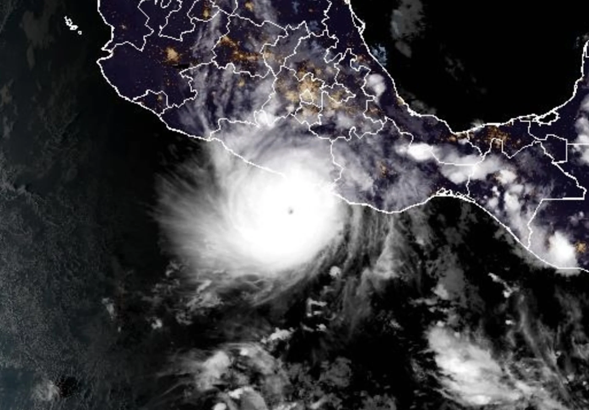 Hurricane Otis set to hit Mexico's Acapulco as Category 5 storm