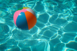 Quatre trucs pour économiser tout en profitant de votre piscine