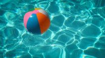 Quatre trucs pour économiser tout en profitant de votre piscine