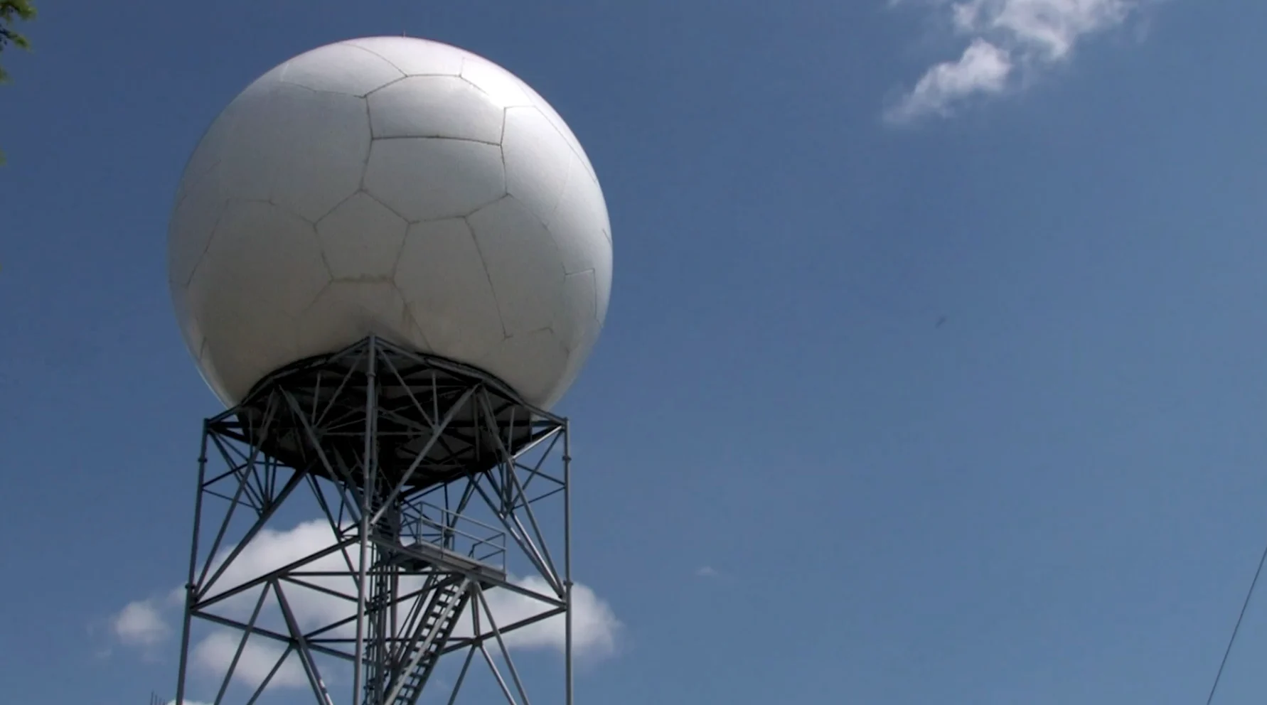 TWN: Radar archive - TB1555