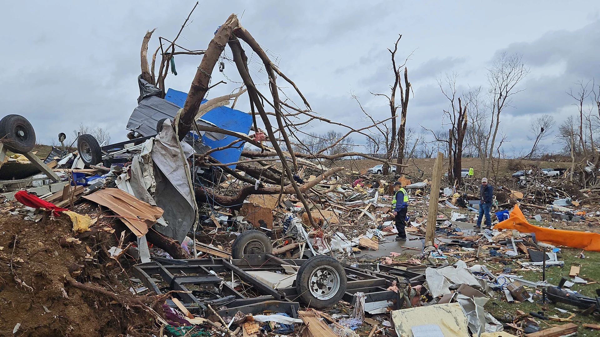 How this violent, deadly tornado hit a wintry landscape - The Weather