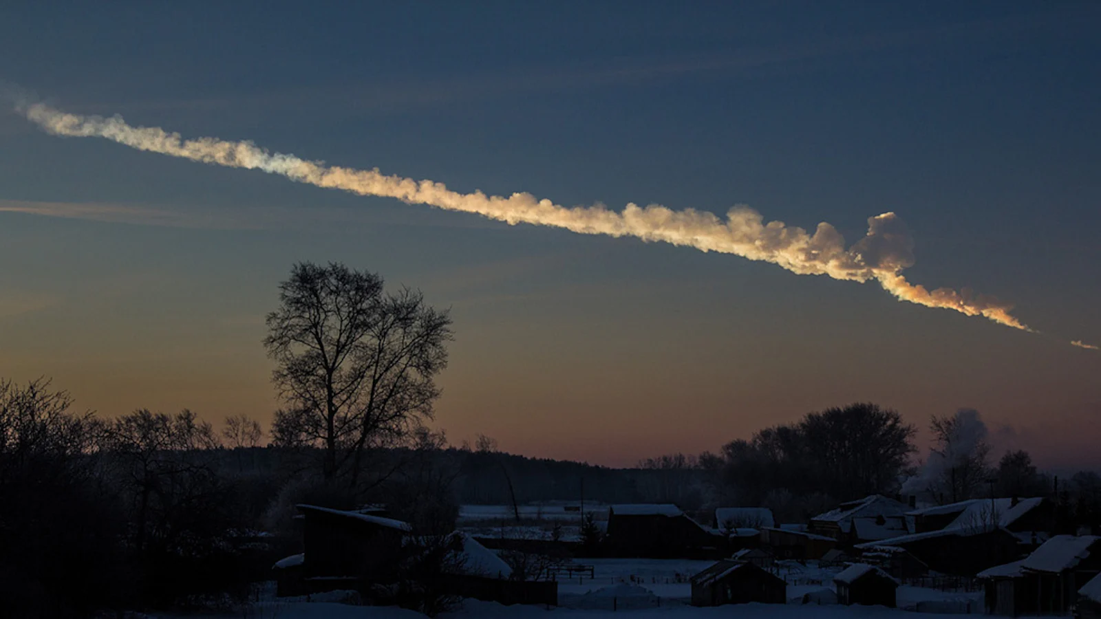 2013 Chelyabinsk meteor trace Alex Alishevskikh CC-BY-20
