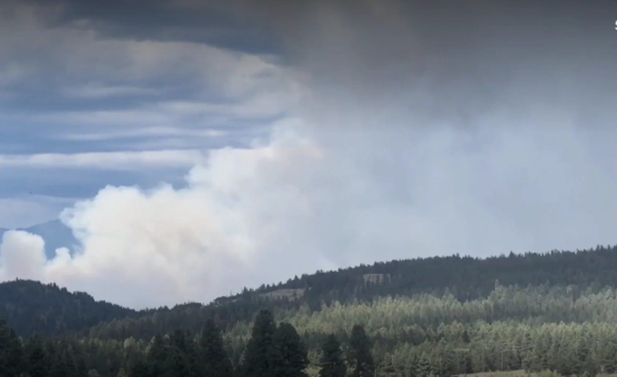 Wildfire near Cranbrook more than doubles in size in 24 hours, forces evacuation