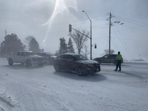 Plummeting Temperatures, Winds Whip Up Snow Squalls In Parts Of Ontario ...