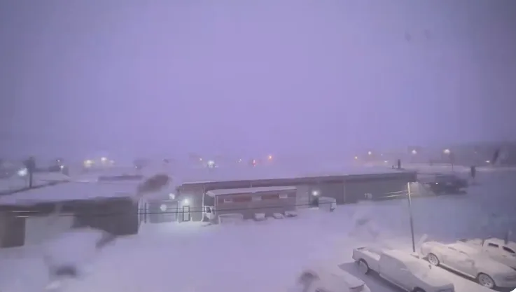 Epic thundersnow captured amid 'electrically active' snow squall 