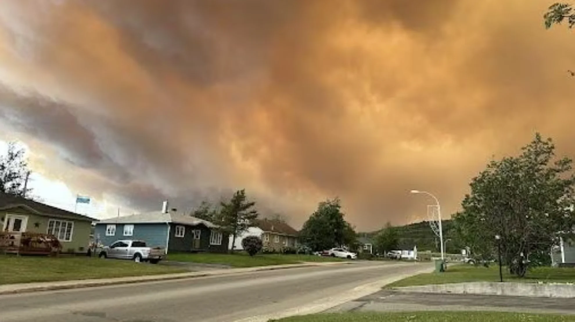 Rainfall helping water bombers fighting fire near Labrador City, says premier