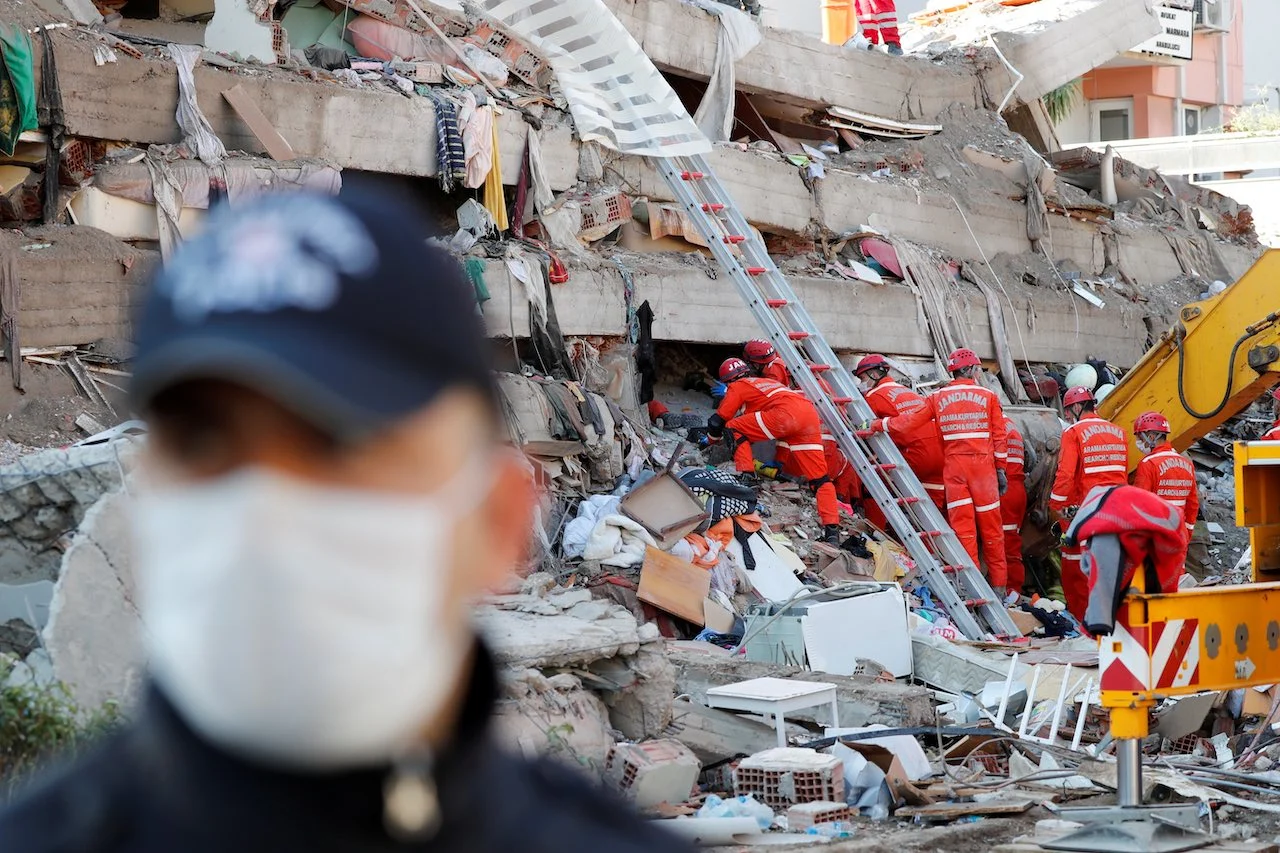 Turkey earthquake rescue/Reuters