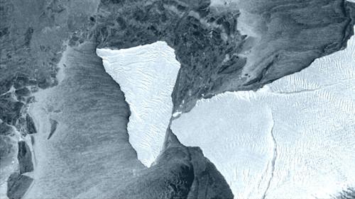 The Weather Network Giant iceberg scrapes past Antarctica's fragile