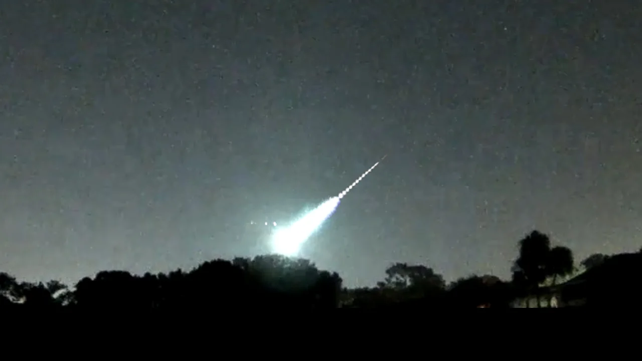 Bright fireball meteor explodes over Florida Monday night