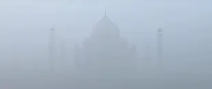 Toxic smog engulfs India, prompting stricter anti-pollution measures