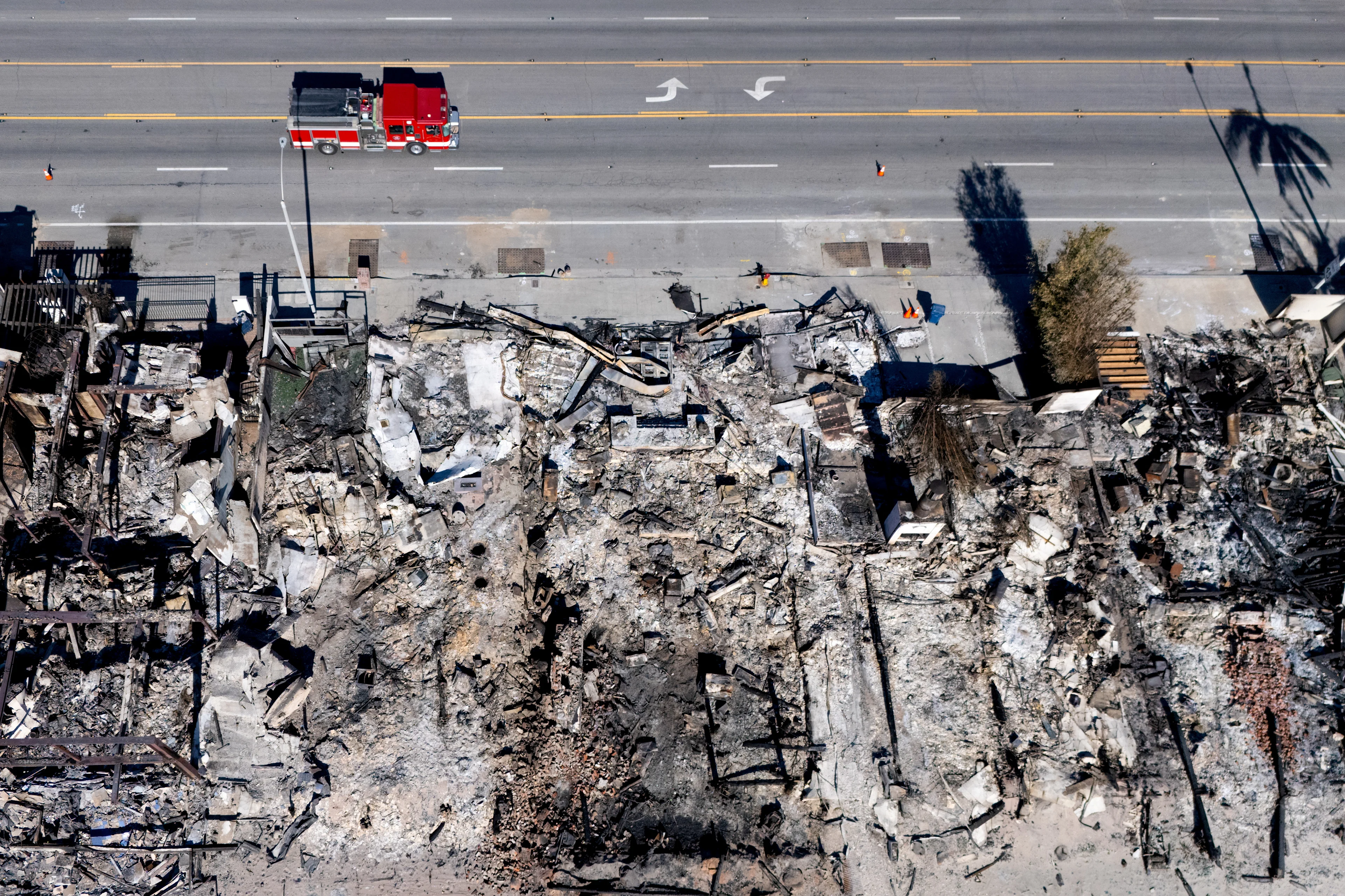 REUTERS - CALIFORNIA WILDFIRES - JAN17