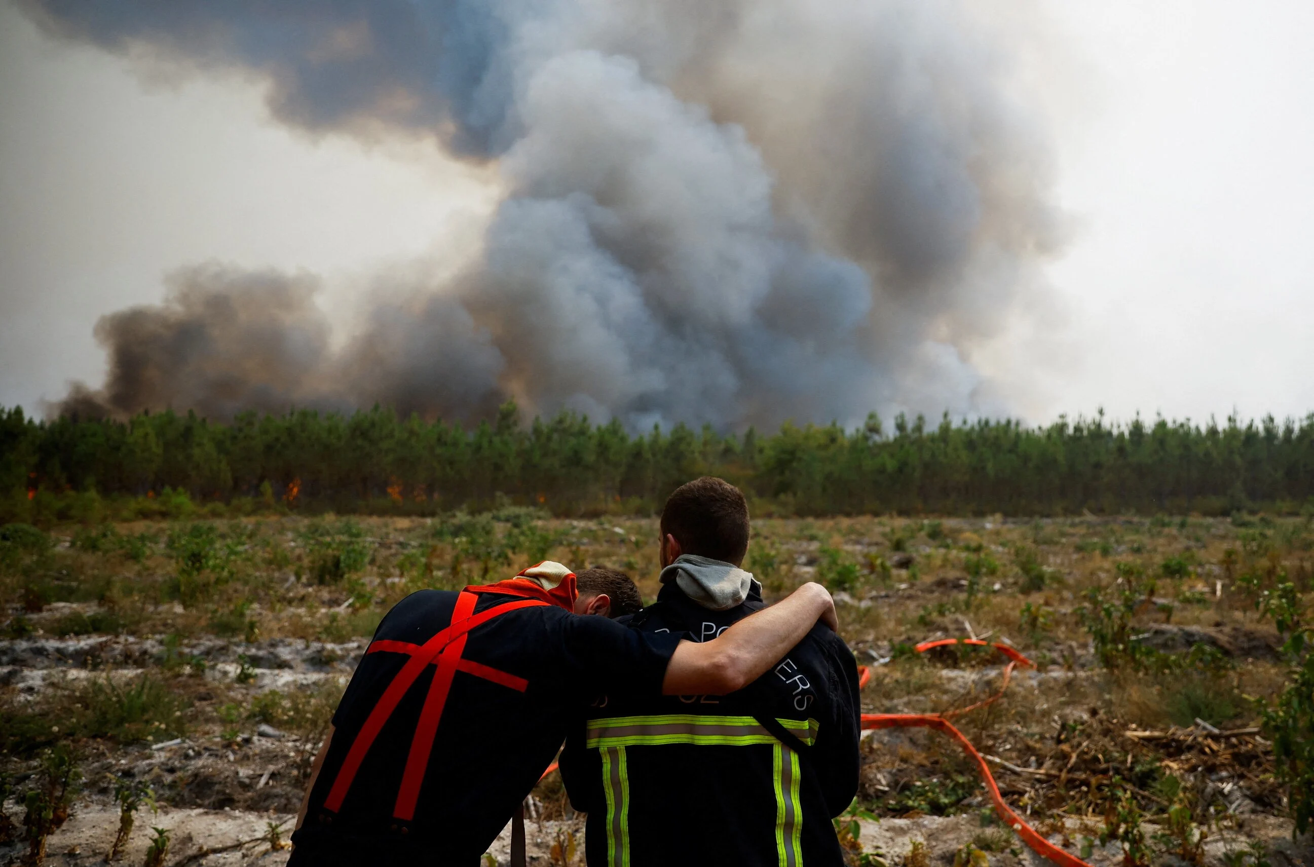 Reuters - 2023-01-10t135435z 1 lynxmpej090gj rtroptp 4 europe-weather-france-wildfire