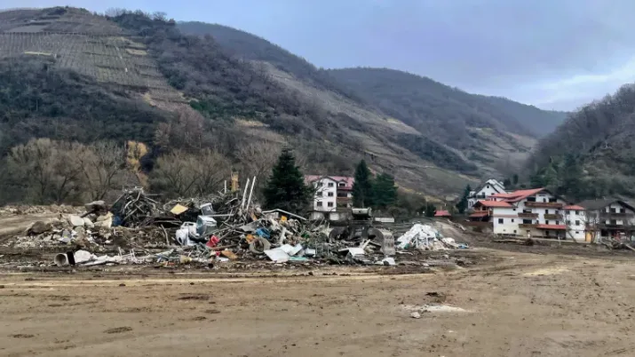 Deadly floods left this German town in tatters. Now it's trying to climate-proof