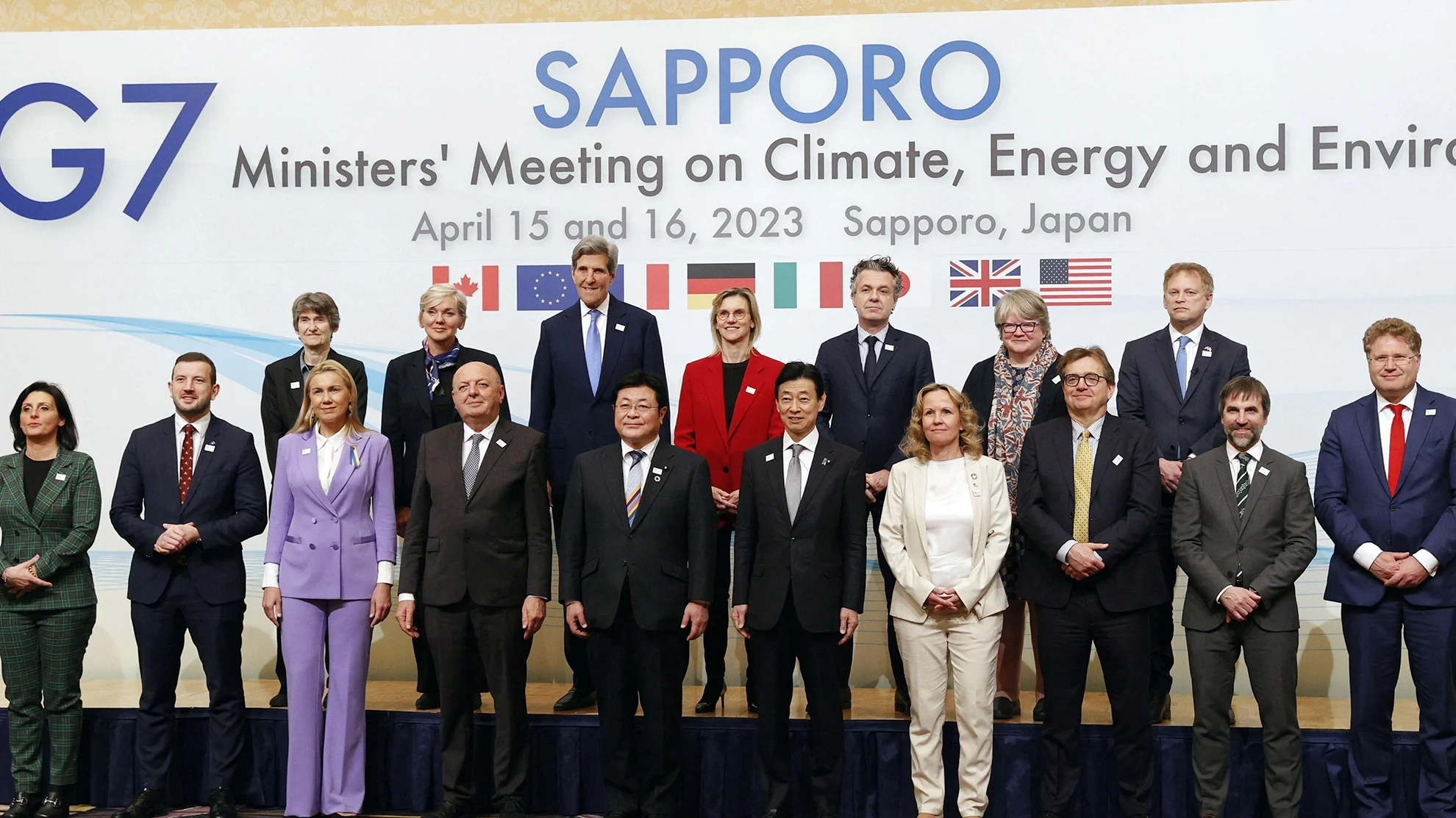 G7 ministers set big new targets for solar and wind capacity