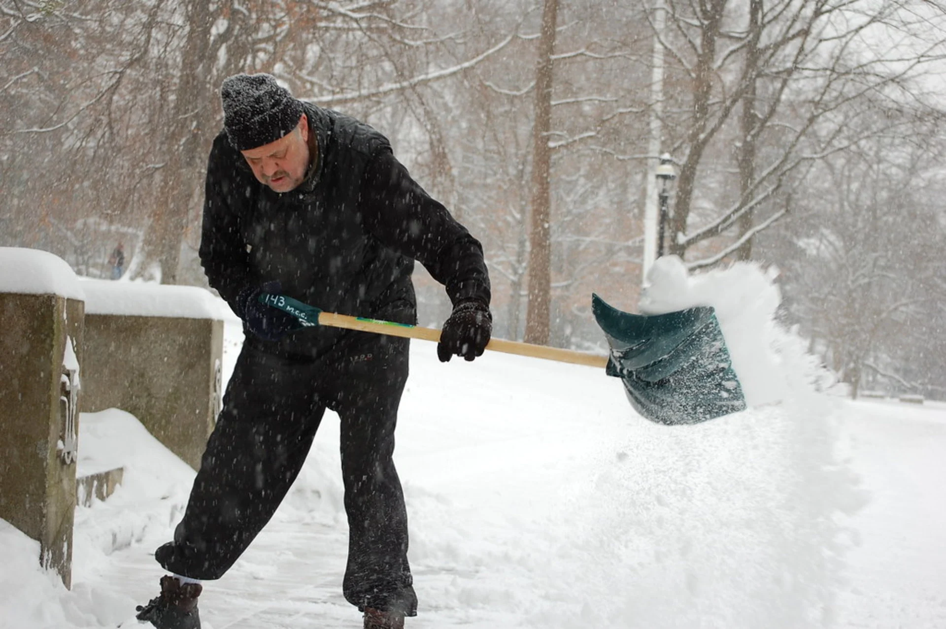 Bordée, verglas et pluie : la tempête approche du Québec