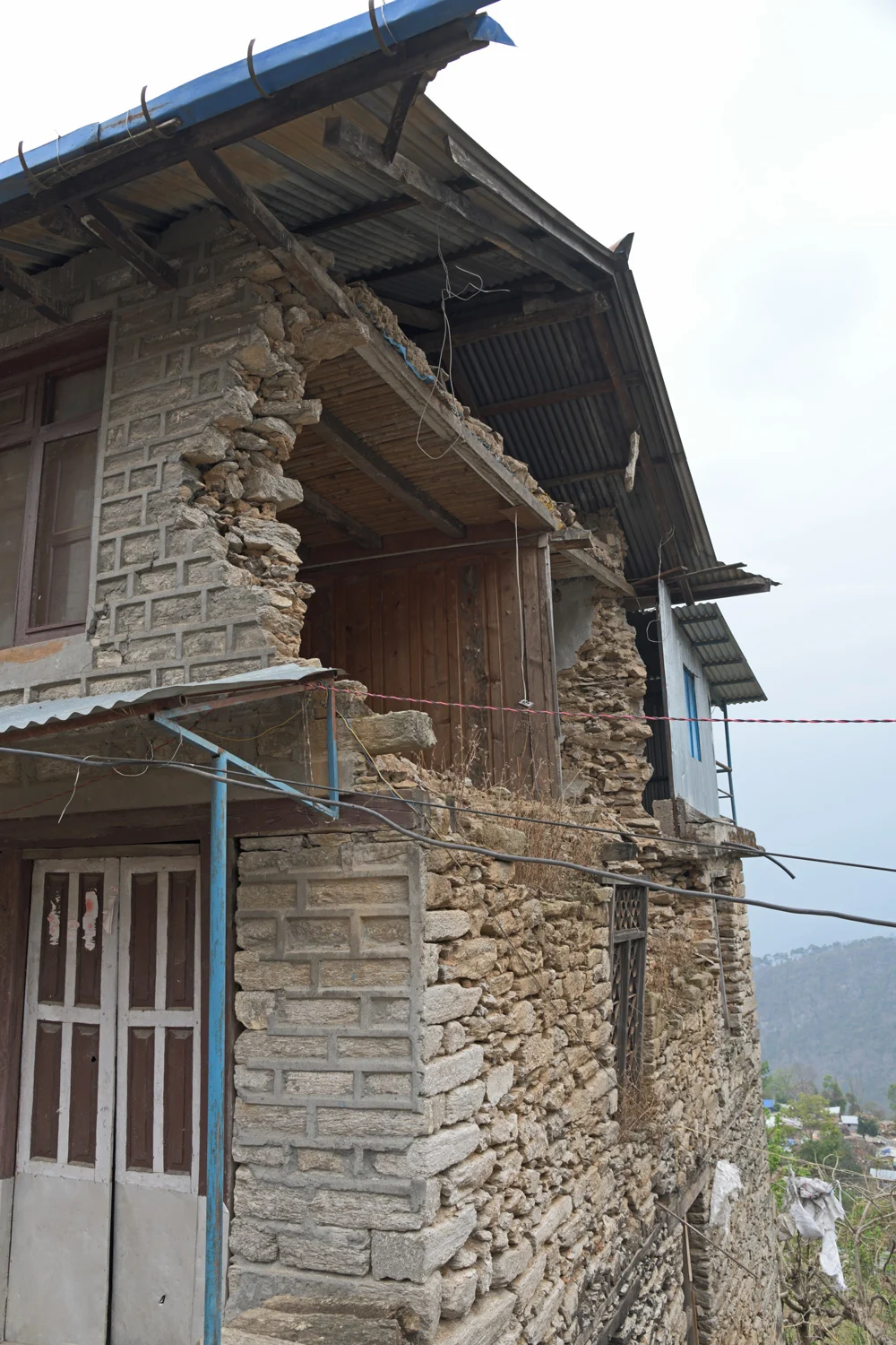 EarthquakeNP 008 web