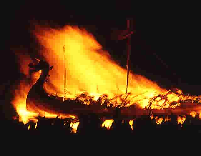 Up Helly Aa burning longship anne burgess Wikimedia Commons