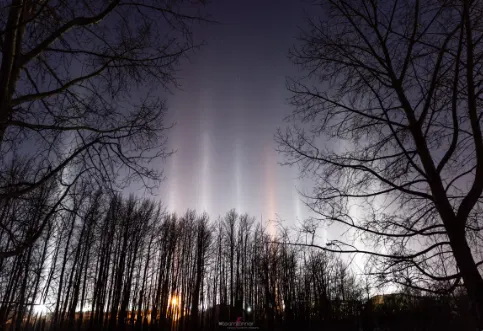 Rare pillar lights appear in Alberta skies