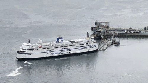 B.C. ferry passengers stranded for 10 hours finally free The