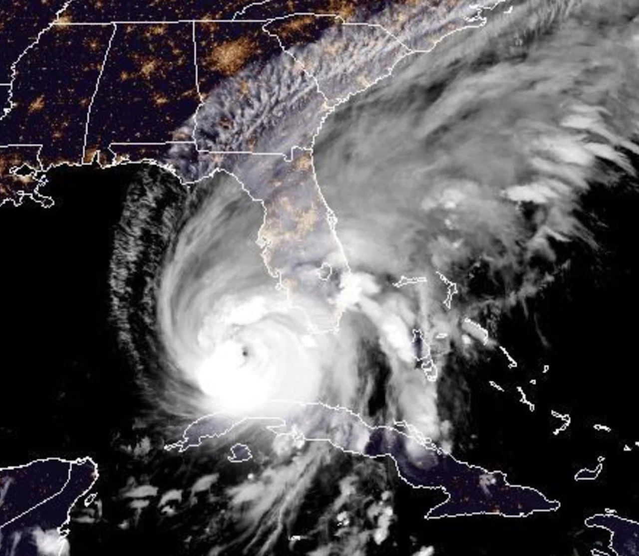 Florida in the crosshairs of 'life-threatening' impacts from Hurricane Ian