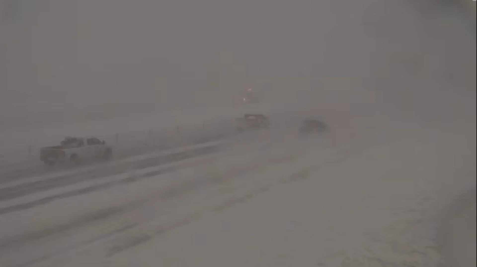 Highway camera of dangerous road conditions near Airdrie, Alta/Alberta 511 via CBC)