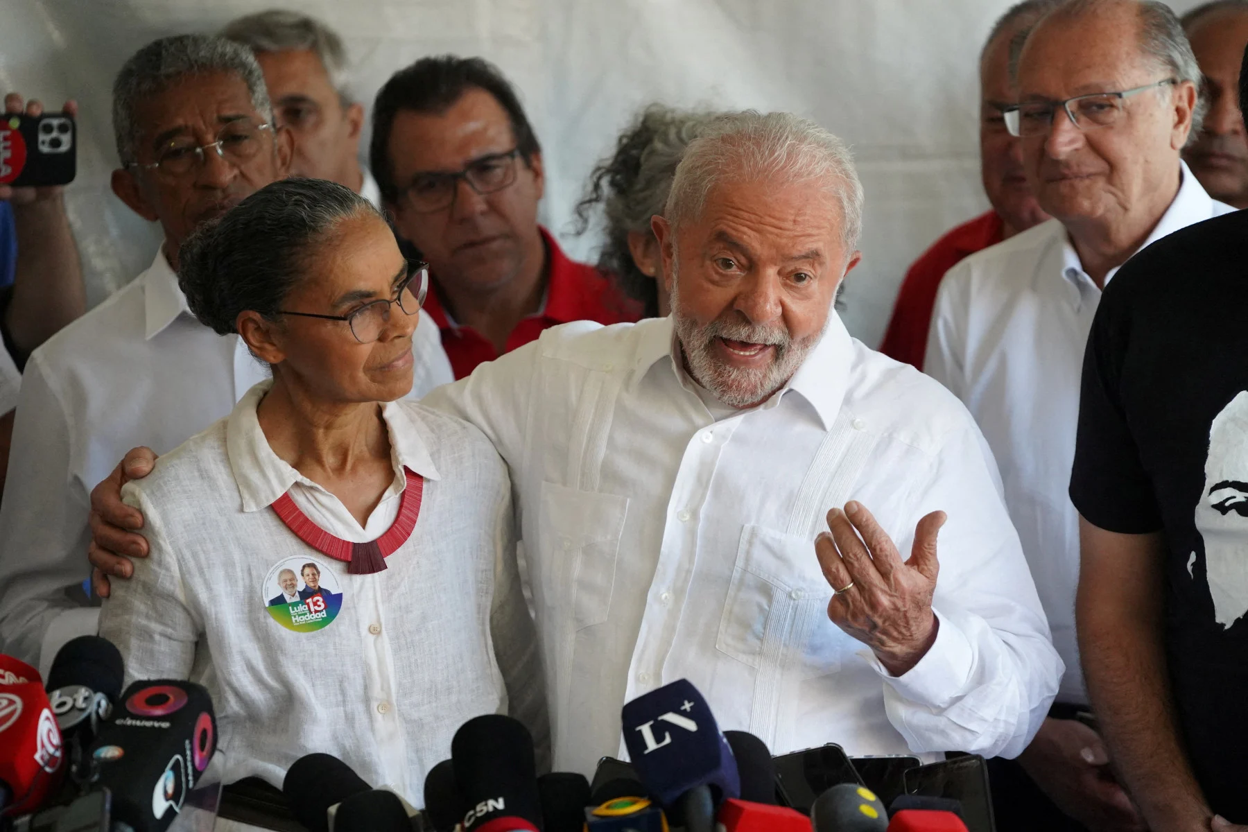 Brazil's former President and presidential candidate Luiz Inacio Lula da Silva holds a news conference along with Former Minister of Environment Marina Silva, after casting his vote during the presidential election, in Sao Bernardo do Campo, on the outskirts of Sao Paulo, Brazil October 30, 2022. REUTERS/Mariana Greif/File Photo