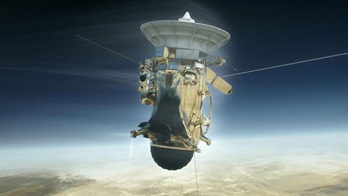 Spacecraft heating up in Saturns atmosphere
