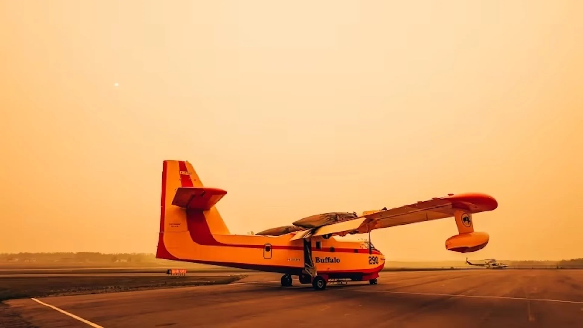 quebec-wildfire-water-bomber/Amélie Hébert/Société de protection des forêts contre le feu via CBC