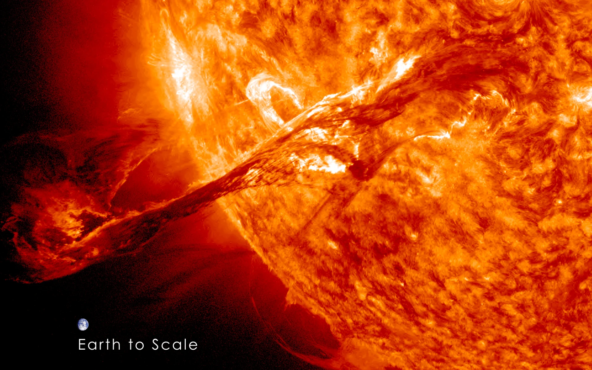 CME August 31 2012 earth scale NASA