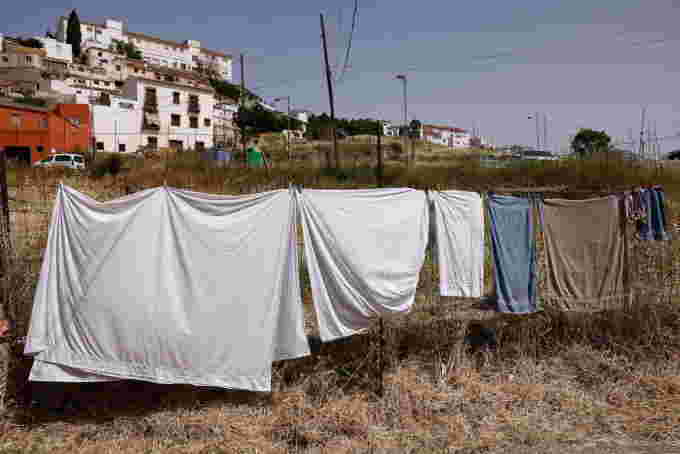 Spain heat wave/REUTERS/Jon Nazca