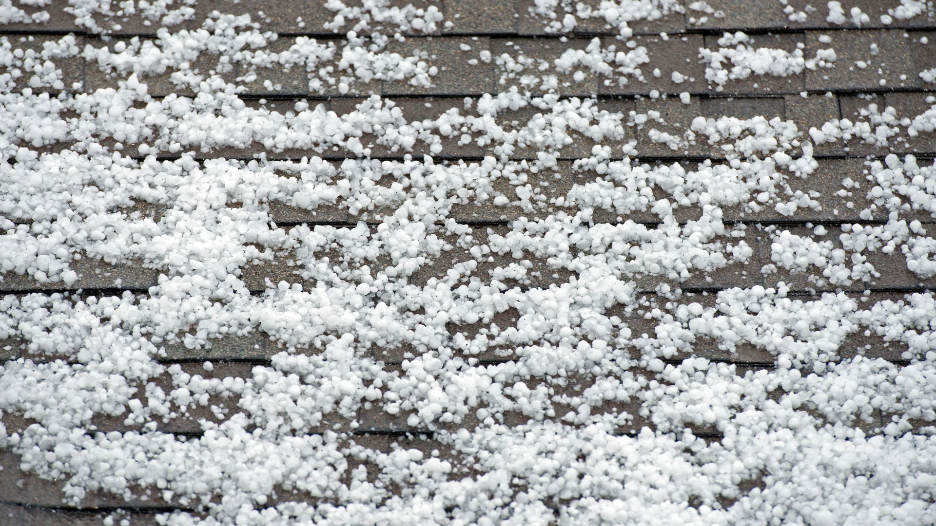 Rare February thunderstorms, hail, hit parts of Ontario (PHOTOS)