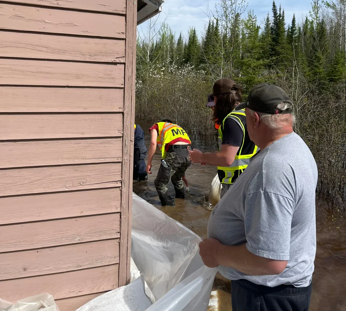 nutimik-lodge-flooding-may-2022